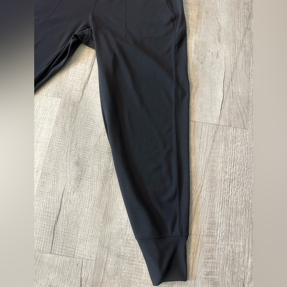 Athleta Black Venice High Rise Jogger in Size Large - Picture 8 of 15
